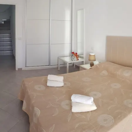 Club Atlantis Bungalow First Line Apartament *